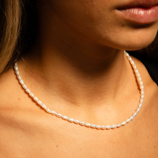 Small Pearls Necklace- Silver